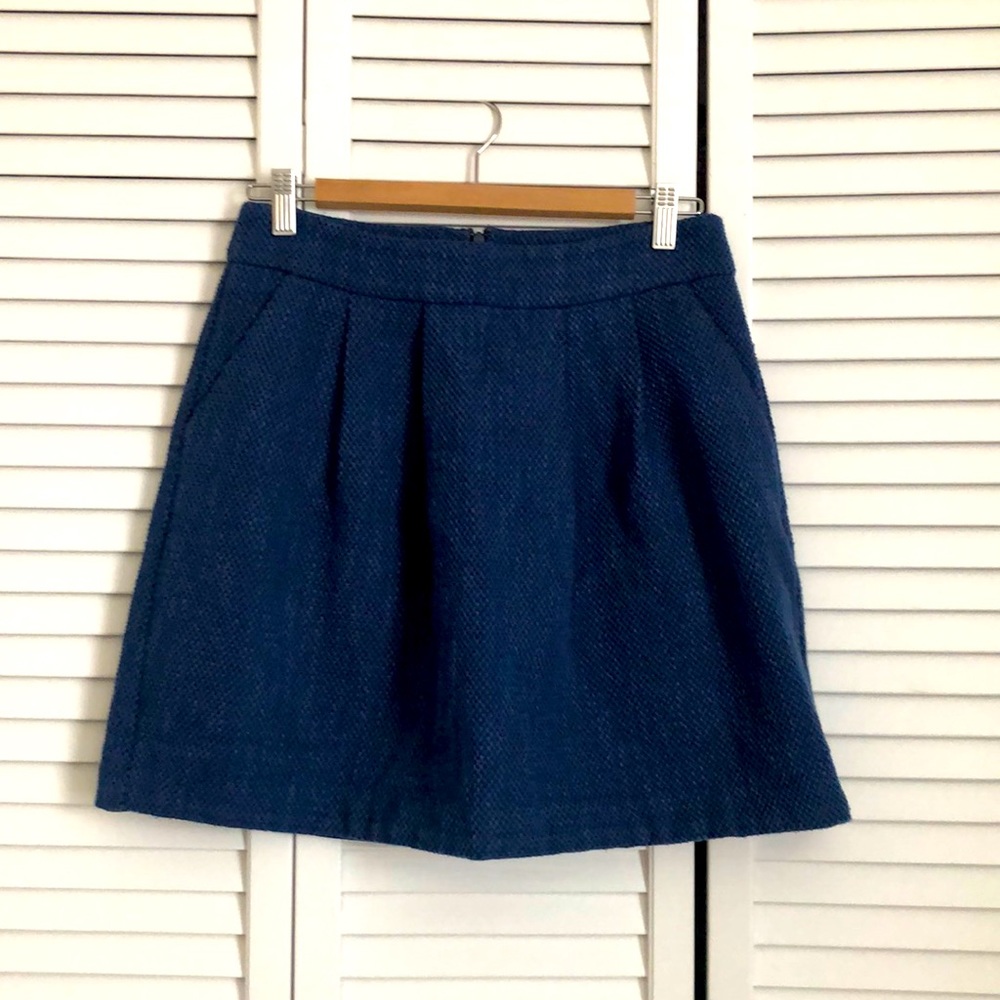 Ladies tweed skirt